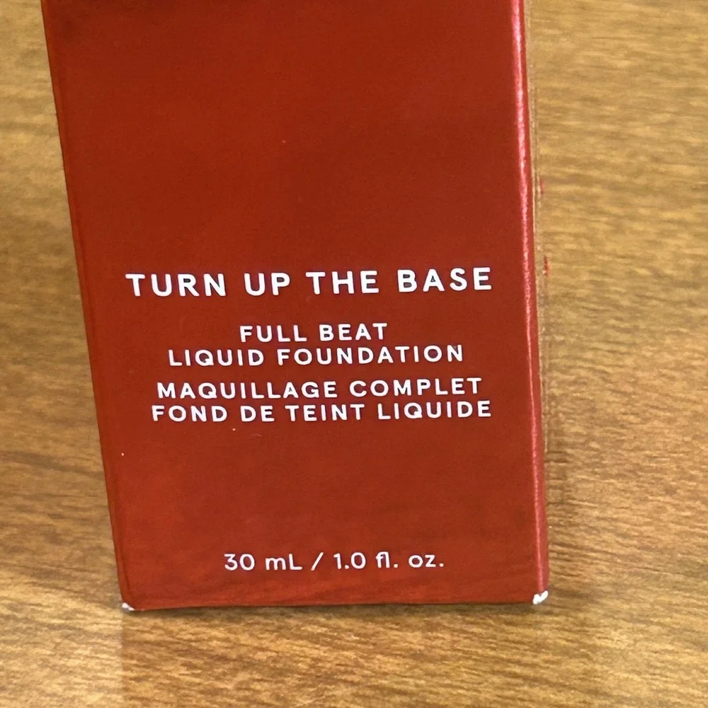 ONE/SIZE Turn Up The Base Full Beat Foundation Fair 30 (N) Neutral 1oz 30ml